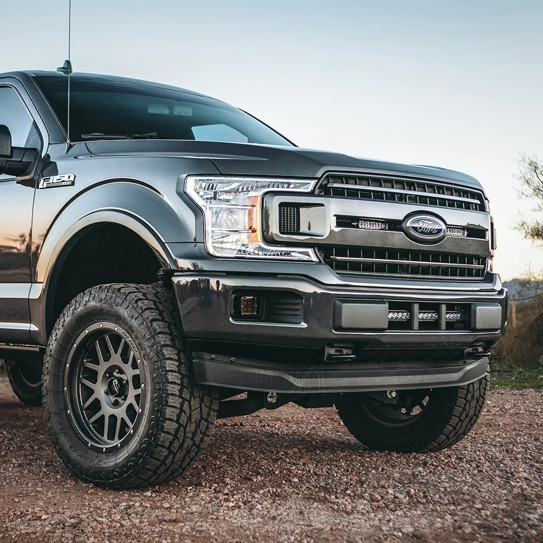 Rigid - Grille Mount for 6" SR-Series LED Light Bars - 2018  F150